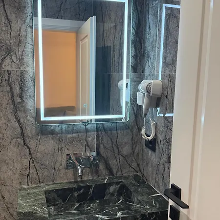 Hotel Muja Rinas