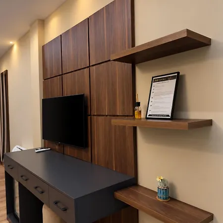Muja Hotel 3*